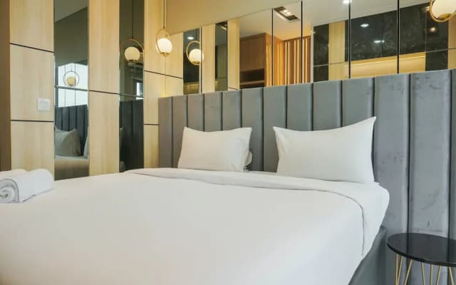 Great Location Studio at The Newton Ciputra World 2 Apartment - photo 2