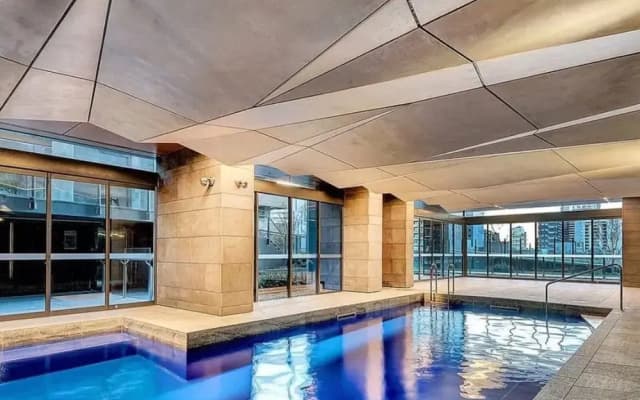 Melbourne CBD 2bed With Gym, Sauna & Pool Access - photo 5