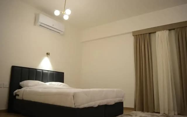 White Palace Motel EG - photo 3
