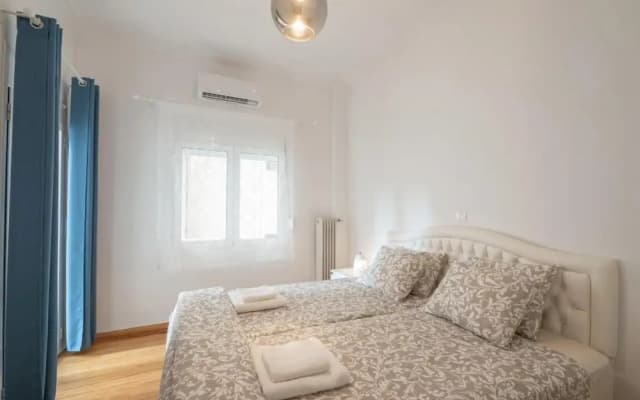 GTD8210 - Acropolis Cozy Apt. - photo 3