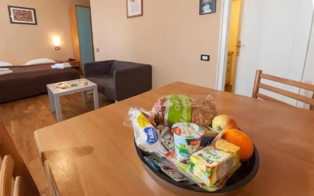 Hotel La Madeleine - photo 2