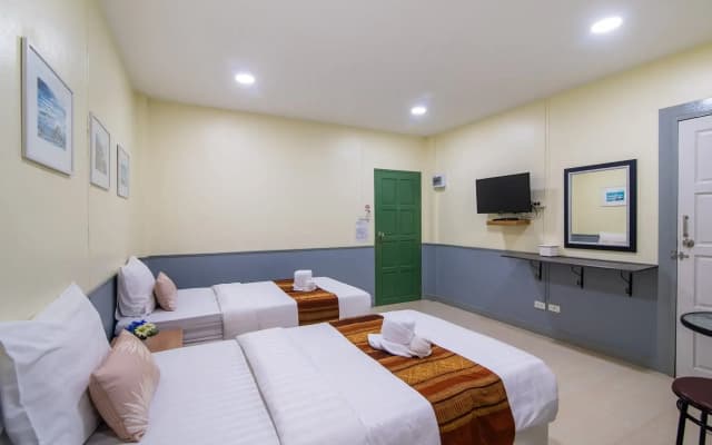 Naruchol Hotel - photo 4