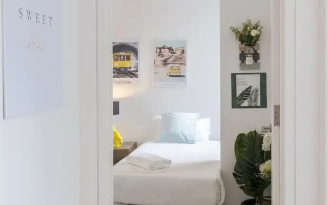 C16 Darling Harbour 2 BDR APT - photo 4