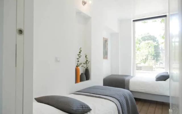 Amsterdam De Pijp Apartments - photo 3