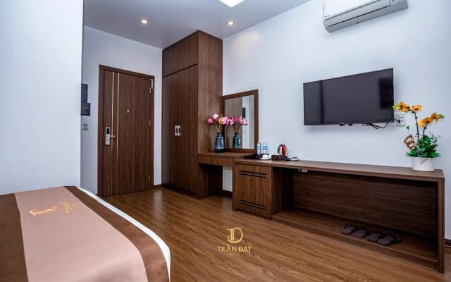 Trần Đạt Hotel - photo 2