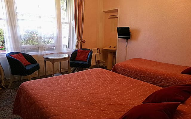 Averon  Guest House - photo 4