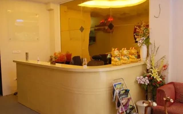 Cherry Hotel - photo 2