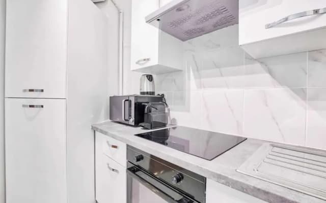 Beautiful design apartment next to MONTMARTRE - photo 5