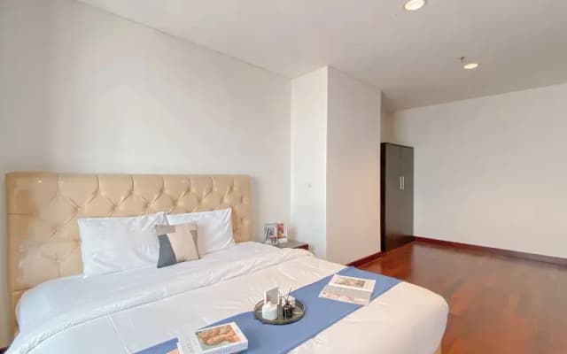 Big and Cozy 3BR Apartment Lucky Tower Residence - photo 5