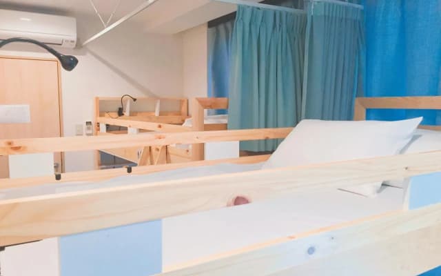 Guesthouse Gloire - Hostel - photo 4