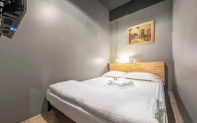 Sloth Hostel Don Mueang - photo 4