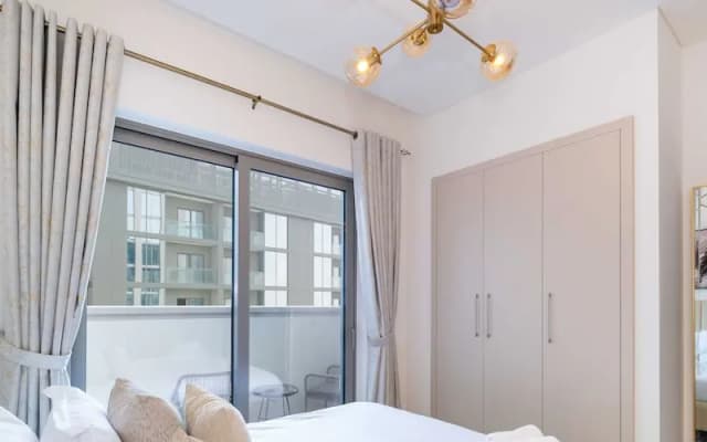 Lux  The Executive Sobha Suite 3 - photo 4