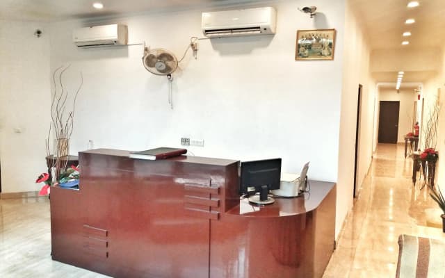 Hotel Delhi Aerocity - photo 2