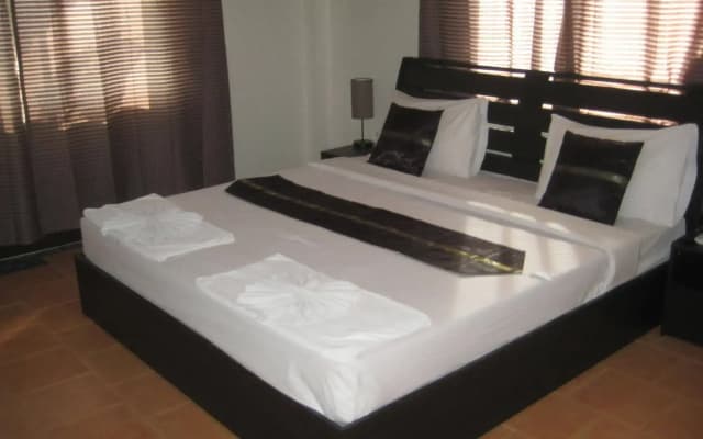 OYO 288 The Minotel Hotel - photo 5