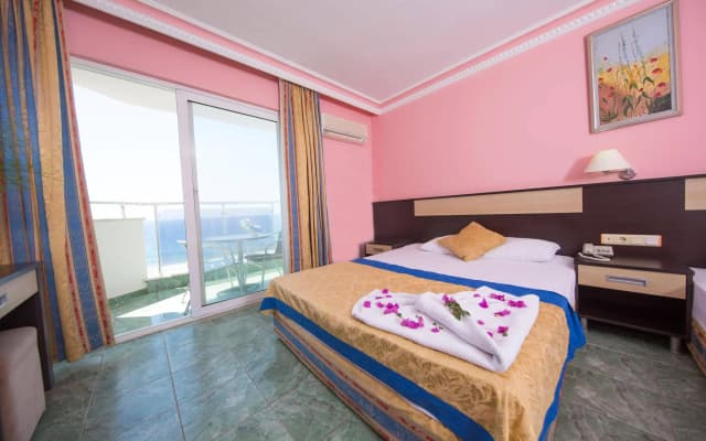 First Class Hotel - photo 4