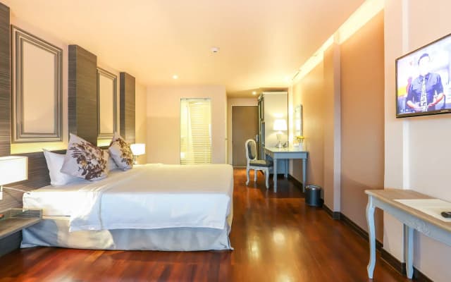 The Sathon Vimanda Hotel - photo 3