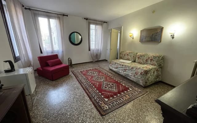 LIONS VENICE Guest House - photo 5