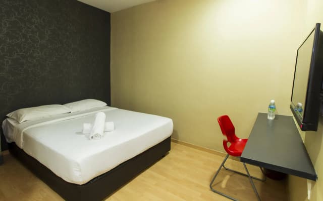 Smile Hotel Selayang Point - photo 3