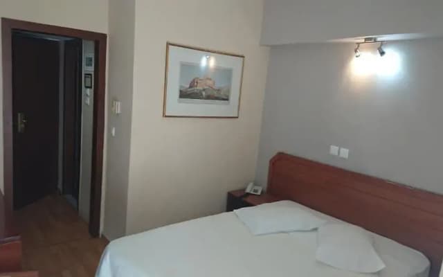 Economy Hotel - photo 5