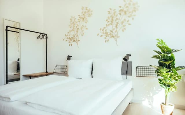 The Rix Studios & Suites - photo 5