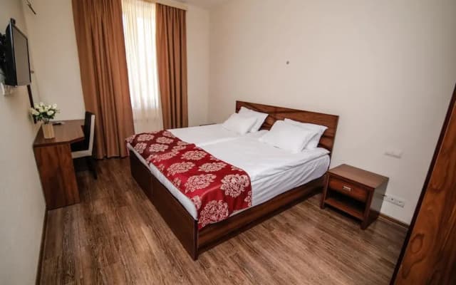 Hills Hotel - photo 3