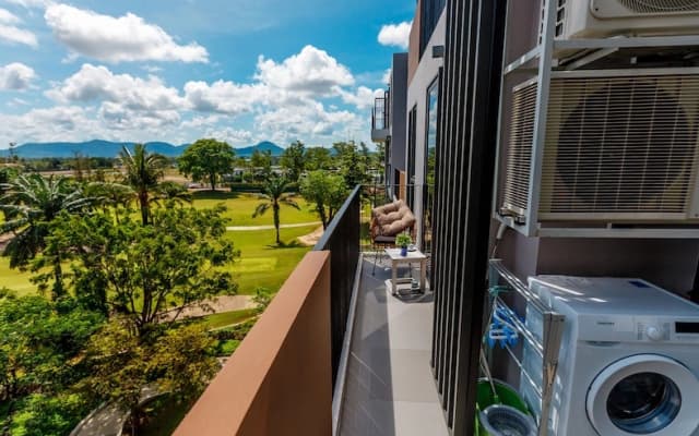 Sky Park Golg View 2BR Bang Tao Laguna Flat - photo 4