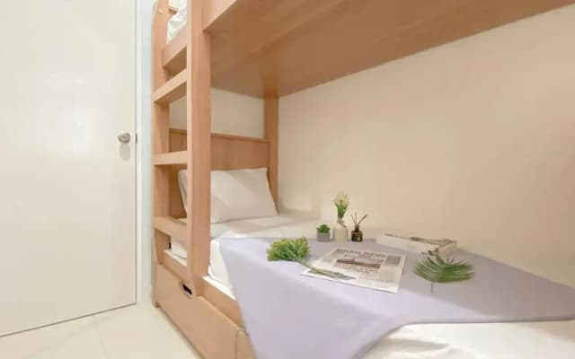 Compact 2Br Apartment Direct Access To Mall At Green Pramuka City - photo 5