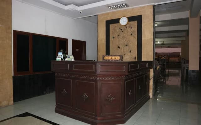 Nanda Hotel Denpasar - photo 2