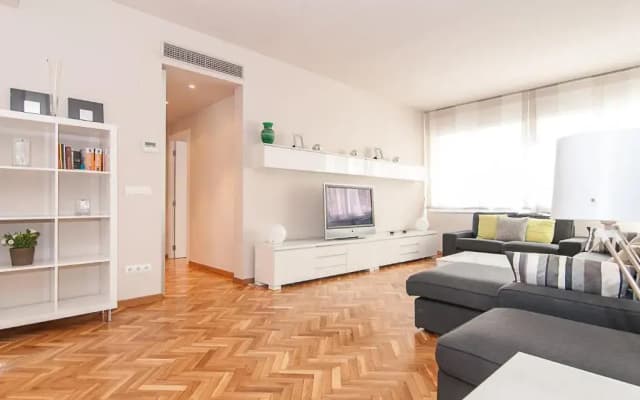 Weflating Diagonal Apartments - photo 2