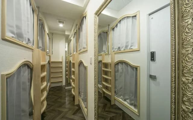 The Wardrobe Hostel Wonder - photo 5