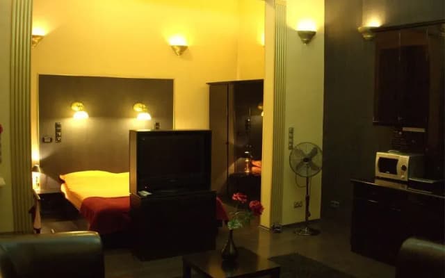 Budapest Easy Flat - Teresa Lux Apartment - photo 4