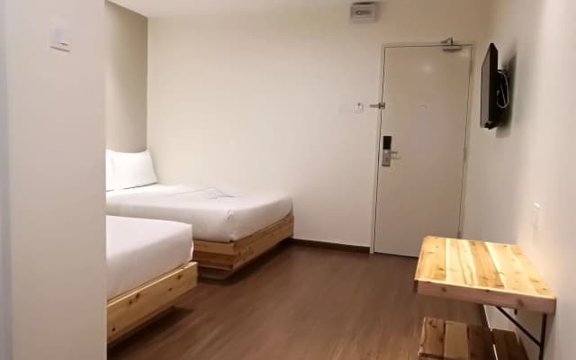 Artisan Eco Hotel - photo 5