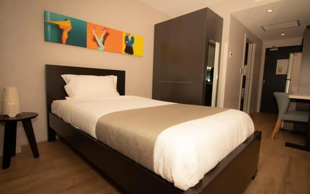 Studio 8 Residences - Adults Only - photo 3