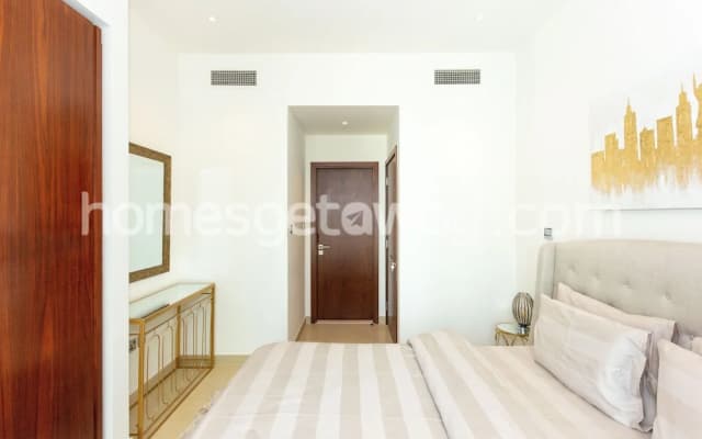 Homesgetaway- 2BR in Marina Gate Tower 2 - photo 2
