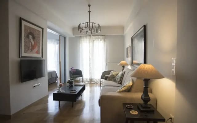 Elegant apartment under Acropolis - photo 4