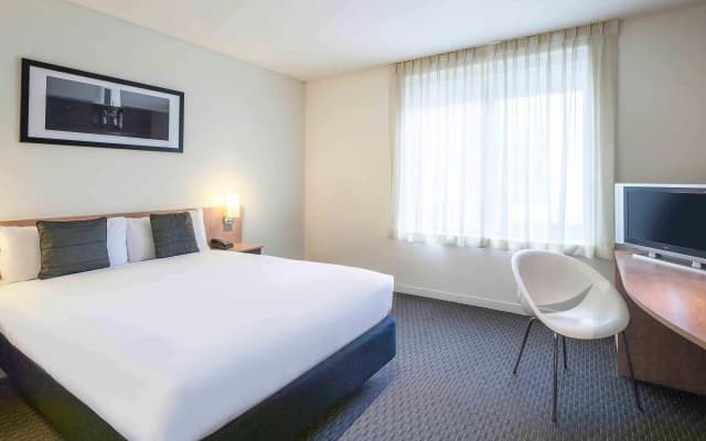ibis Melbourne Hotel and Apartments - photo 4