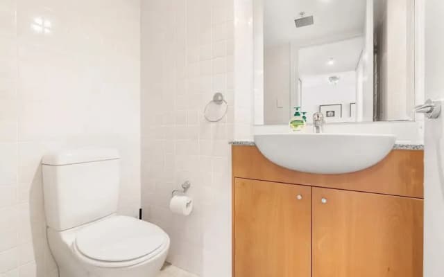 Apartment in Iconic Fingerwharf - photo 5