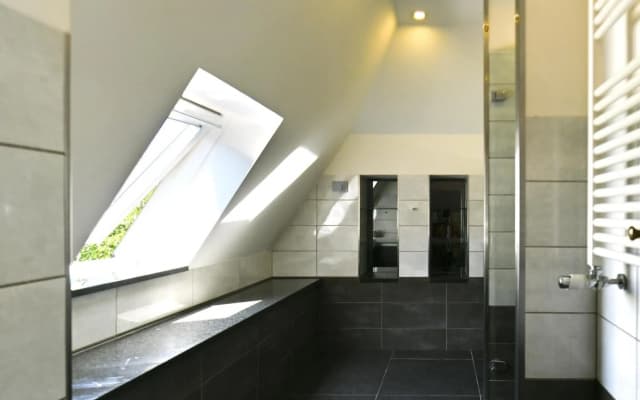 Xaviera's Bed and Breakfast - photo 4