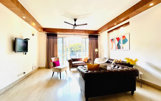 Bluo Modern 3Bhk M Block - Balcony, Parking - photo 2