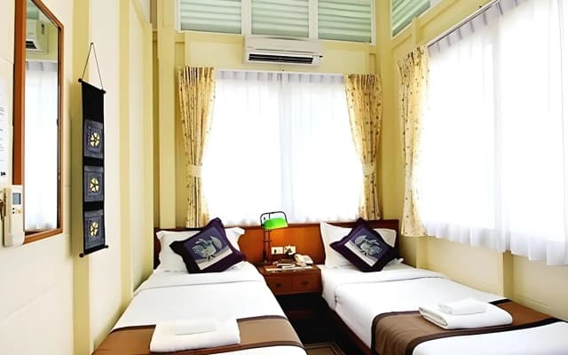 Baan Dinso Hostel - photo 5