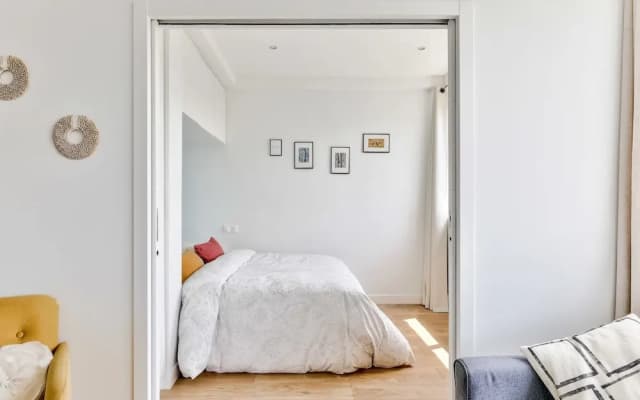 Nice T2 for 2 in Paris - photo 3