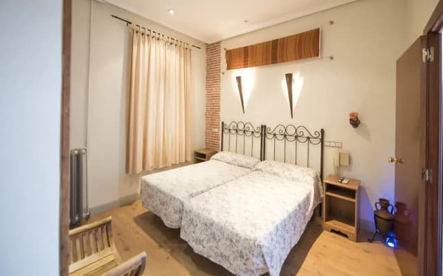 Hostal La Plata - photo 5