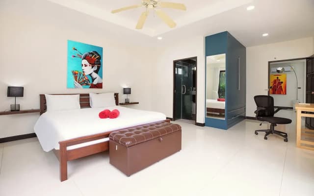 Boutique 3BR Pool Villa White Cove Rawai - photo 2