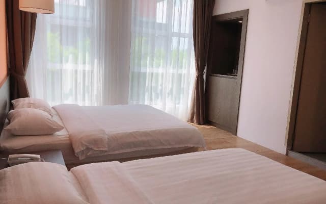 GPI Hotel - photo 2