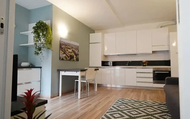 Cozy Apt With Gym & Parking, Milan - photo 4