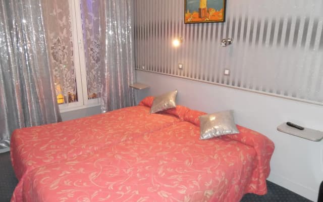 Nazareth Hotel - photo 2