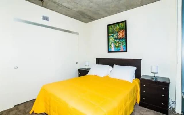 Hollywood Paloma Apartment - photo 3
