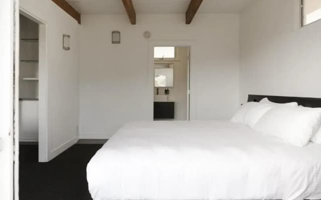 Hollywood Hills Hotel - photo 4