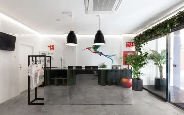 2060 The Newton Hostel & Market - photo 2
