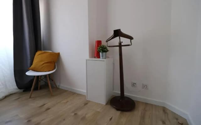 Treetops Lisbon Apartment - photo 3